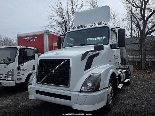 Auction sale of the 2016 Volvo Vn Vnl, vin: 4V4N19EG2GN947250, lot number: 44664775