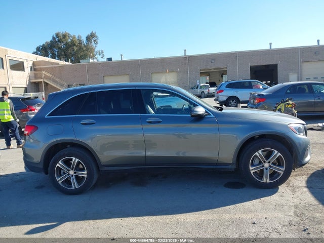 WDC0G4KB0GF057155 Mercedes-Benz Glc 300 4matic