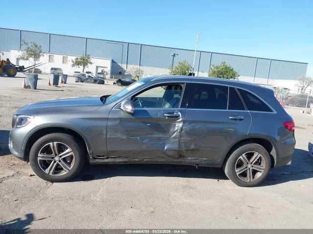WDC0G4KB0GF057155 Mercedes-Benz Glc 300 4matic