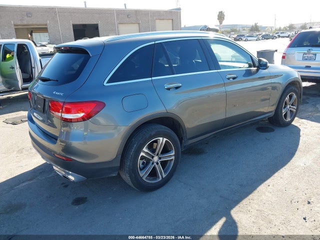 2016 MERCEDES-BENZ GLC 300 WDC0G4KB0GF057155 Photo 3