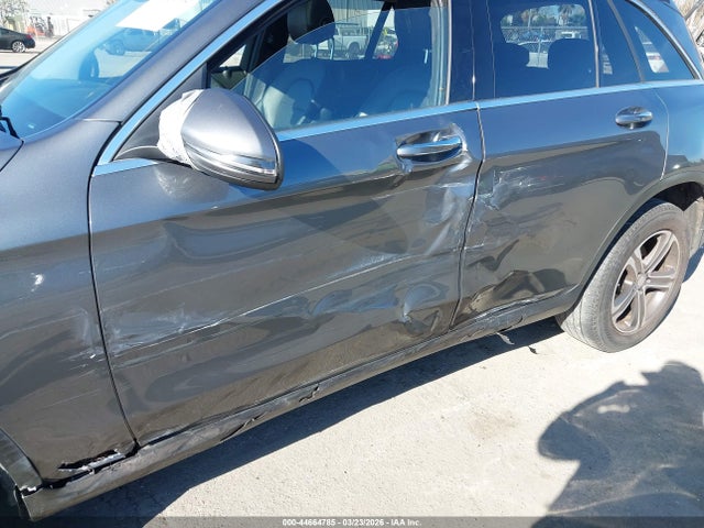 2016 MERCEDES-BENZ GLC 300 WDC0G4KB0GF057155 Photo 5