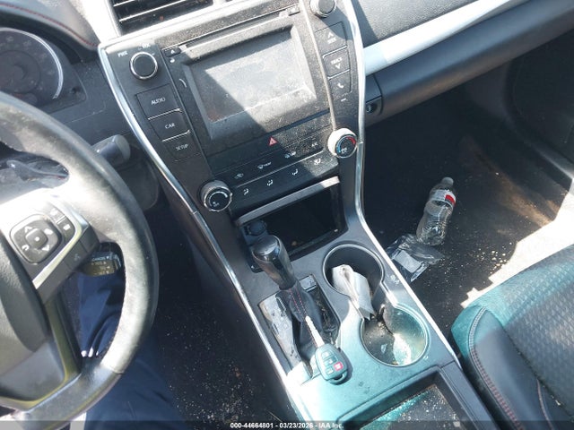 Aukcja sprzedaży 2015 Toyota Camry Se, vin: 4T1BF1FK9FU019651, numer aukcji: 44664801