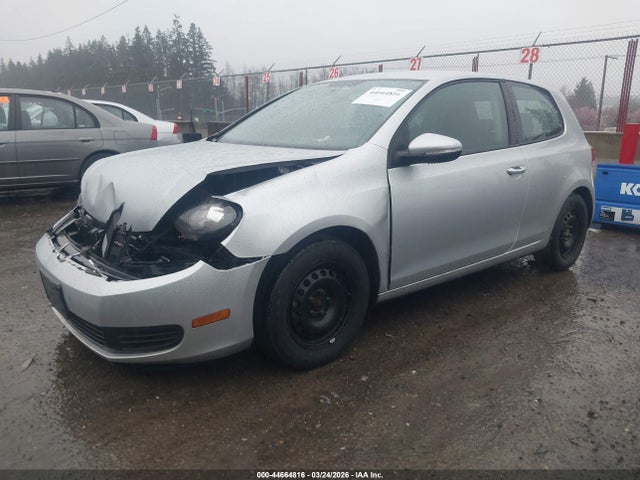 2013 Volkswagen Golf 2.5l 2-door მანქანა იყიდება აუქციონზე, vin: WVWBB7AJ3DW038411, აუქციონის ნომერი: 44664816