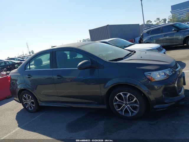 1G1JD5SG1J4103253 Chevrolet Sonic Lt Auto