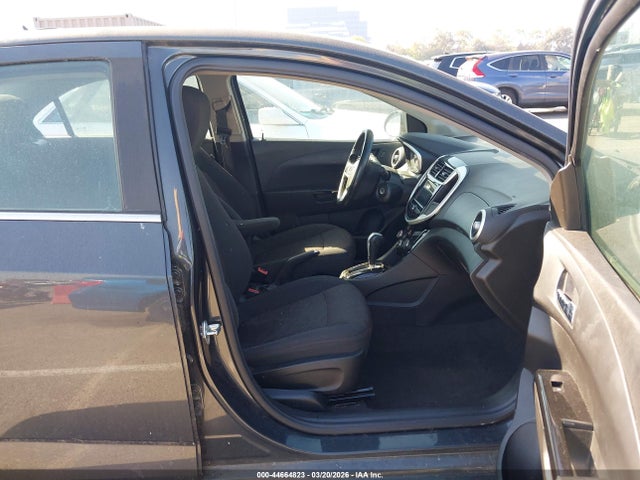 1G1JD5SG1J4103253 Chevrolet Sonic Lt Auto