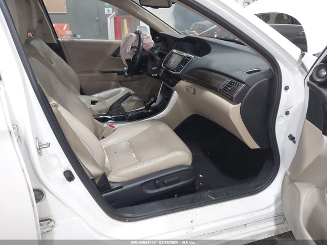 Продаж на аукціоні авто 2017 Honda Accord Touring V6, vin: 1HGCR3F94HA031396, номер лоту: 44664839