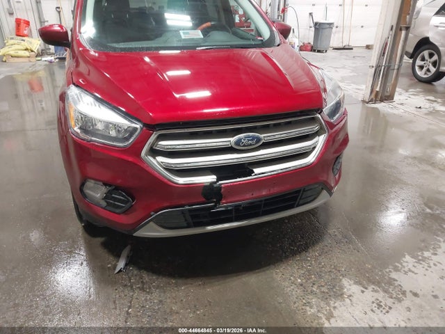 1FMCU9GD6KUA55512 Ford ESCAPE SE