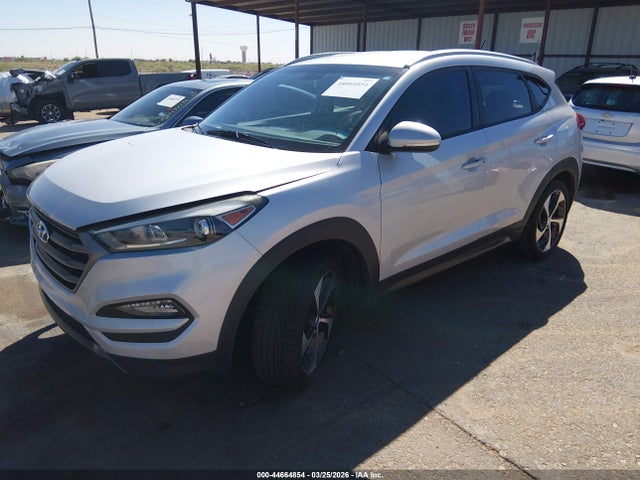 2016 HYUNDAI TUCSON KM8J33A28GU085388 Photo 1