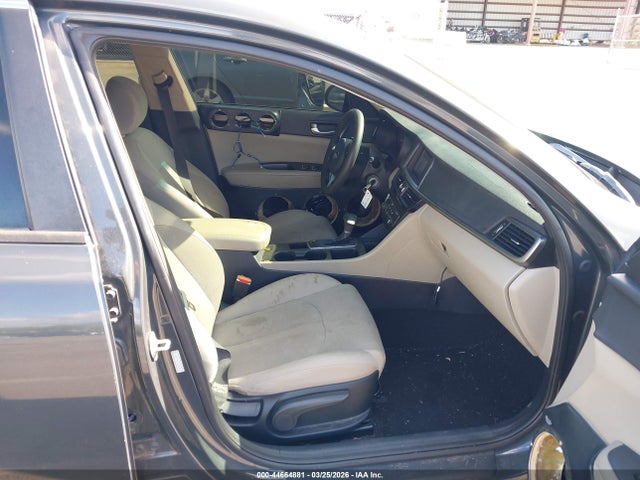 KIA Optima Lx 2016 KNAGT4L31G5084875 Image 5