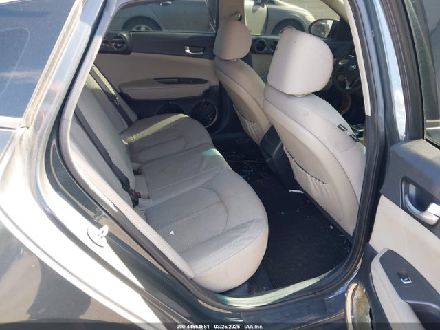 KIA Optima Lx 2016 KNAGT4L31G5084875 Image 8