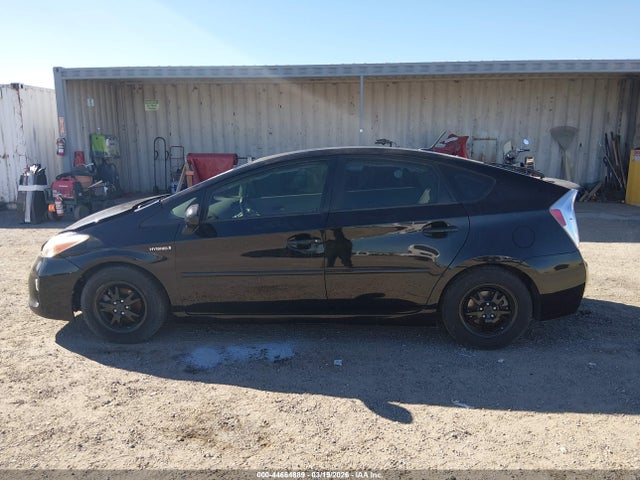 Toyota Prius Three 2014 JTDKN3DU6E0358073 Image 14