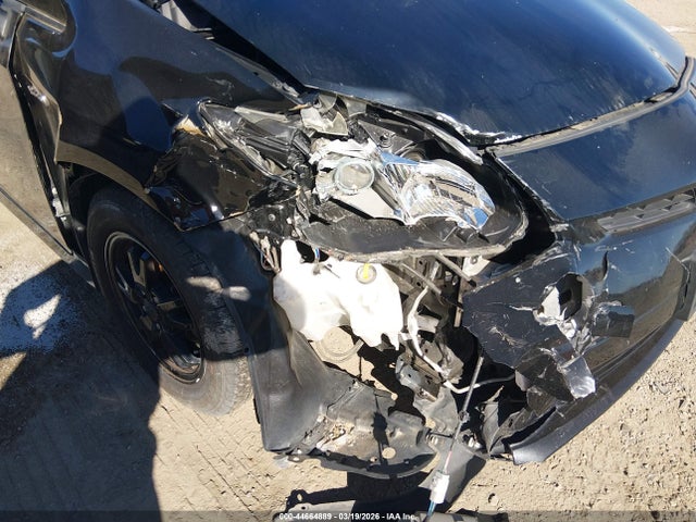 Toyota Prius Three 2014 JTDKN3DU6E0358073 Image 6