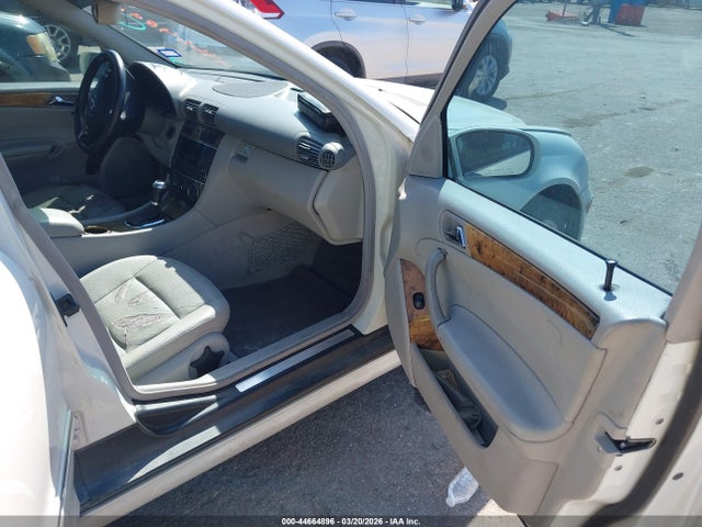 2007 Mercedes-benz C 230 Sport მანქანა იყიდება აუქციონზე, vin: WDBRF52H87A920869, აუქციონის ნომერი: 44664896