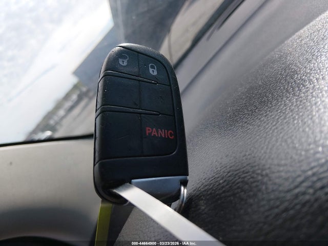 44664900 :رقم المزاد ، 3C4PDCAB3HT528408 vin ، 2017 Dodge Journey Se مزاد بيع
