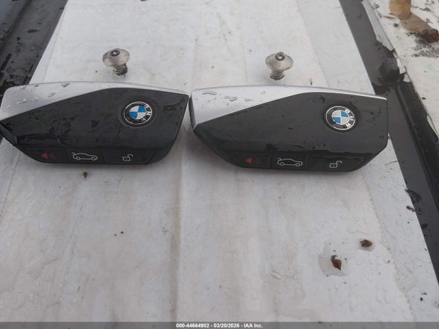 2025 Bmw Ix Xdrive50 მანქანა იყიდება აუქციონზე, vin: WB523CF05SCU12095, აუქციონის ნომერი: 44664902