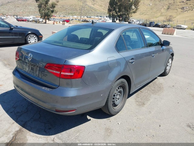 3VW2K7AJ5FM279693 Volkswagen Jetta 2.0l S