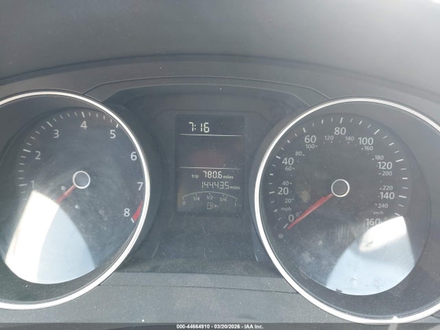 3VW2K7AJ5FM279693 Volkswagen Jetta 2.0l S