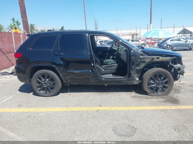 2018 Jeep Grand Cherokee Altitude 4x2 მანქანა იყიდება აუქციონზე, vin: 1C4RJEAG9JC511557, აუქციონის ნომერი: 44664925