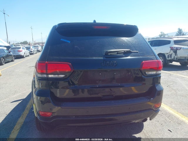 2018 Jeep Grand Cherokee Altitude 4x2 მანქანა იყიდება აუქციონზე, vin: 1C4RJEAG9JC511557, აუქციონის ნომერი: 44664925