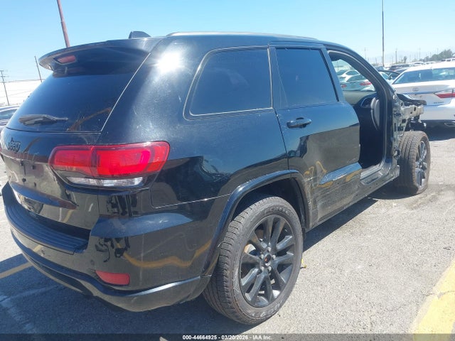 2018 Jeep Grand Cherokee Altitude 4x2 მანქანა იყიდება აუქციონზე, vin: 1C4RJEAG9JC511557, აუქციონის ნომერი: 44664925