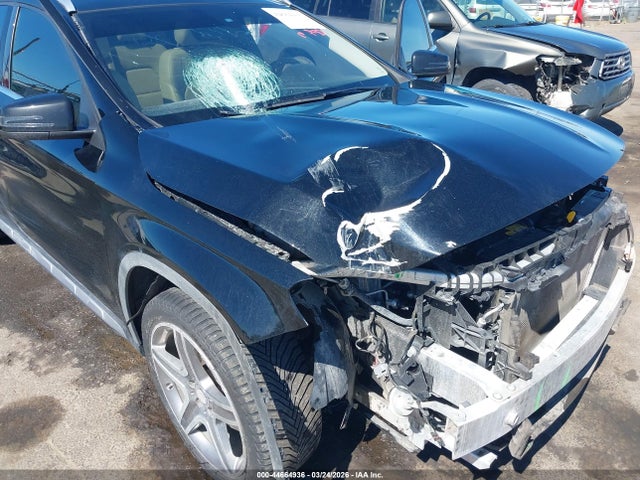 WDCTG4GB4HJ358998 Mercedes-Benz Gla 250 4matic