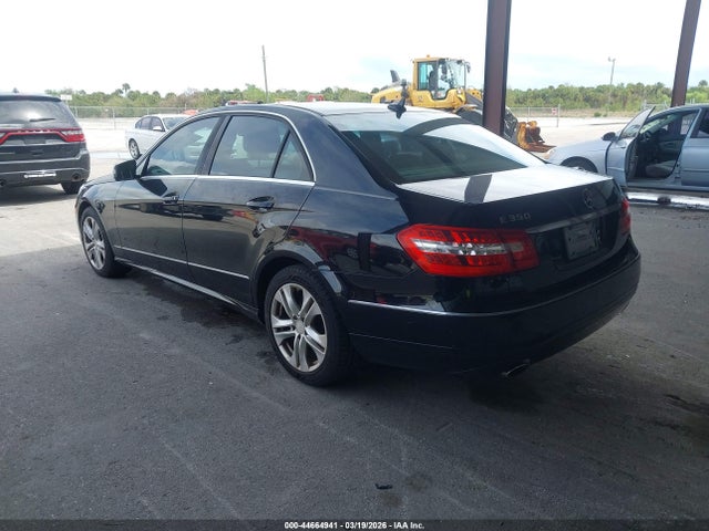 2011 Mercedes-benz E 350 მანქანა იყიდება აუქციონზე, vin: WDDHF5GB5BA515732, აუქციონის ნომერი: 44664941
