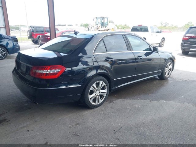 2011 Mercedes-benz E 350 მანქანა იყიდება აუქციონზე, vin: WDDHF5GB5BA515732, აუქციონის ნომერი: 44664941