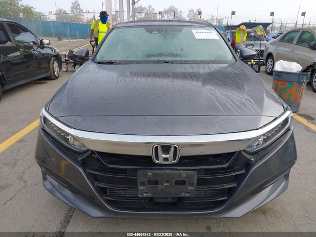 1HGCV1F1XKA082712 Honda ACCORD LX
