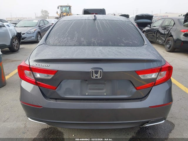 1HGCV1F1XKA082712 Honda ACCORD LX