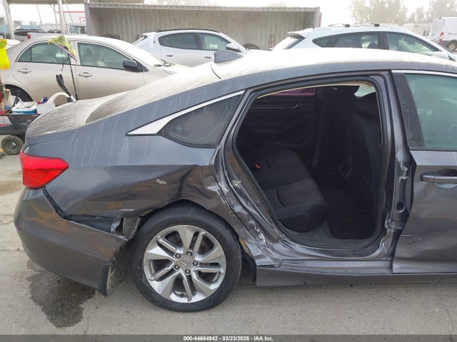 1HGCV1F1XKA082712 Honda ACCORD LX