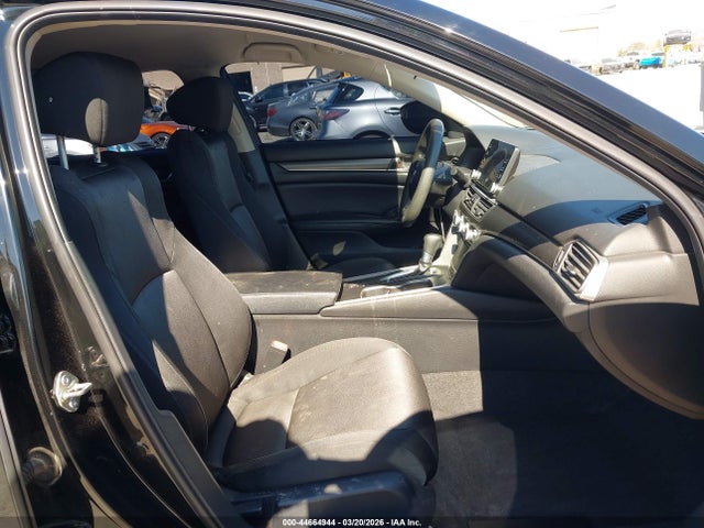 1HGCV1F13JA149228 Honda ACCORD LX