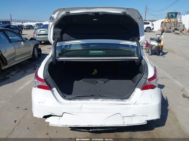 4T1B11HK3JU583848 Toyota CAMRY LE