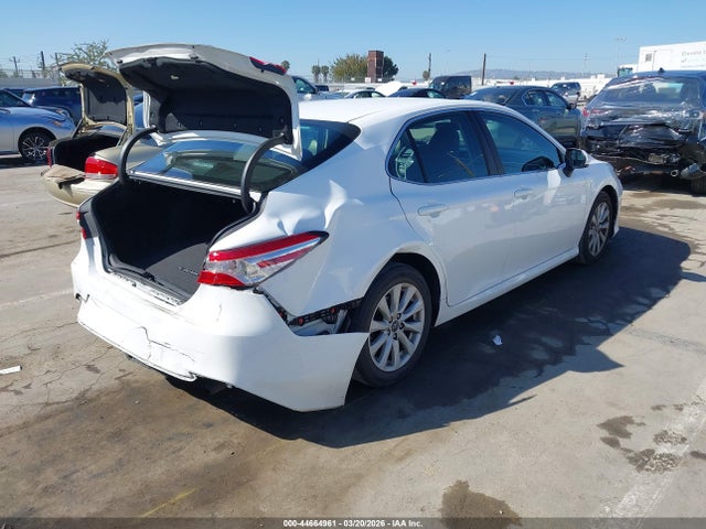 4T1B11HK3JU583848 Toyota CAMRY LE