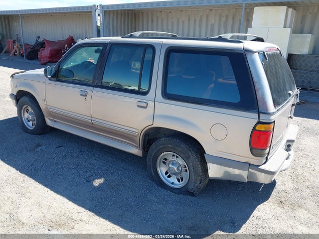 1996 FORD EXPLORER 1FMDU32P1TZA25955 Photo 2