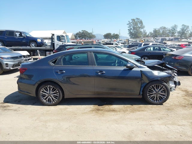 3KPF24AD3LE255587 KIA Forte Lxs