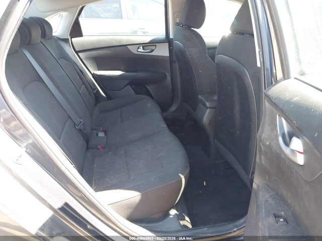 3KPF24AD3LE255587 KIA Forte Lxs