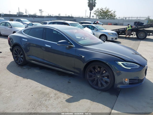 Продаж на аукціоні авто 2017 Tesla Model S 60/75, vin: 5YJSA1E18HF210971, номер лоту: 44664965