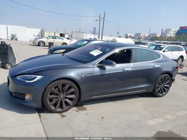 Продаж на аукціоні авто 2017 Tesla Model S 60/75, vin: 5YJSA1E18HF210971, номер лоту: 44664965