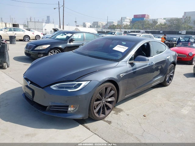 Продаж на аукціоні авто 2017 Tesla Model S 60/75, vin: 5YJSA1E18HF210971, номер лоту: 44664965