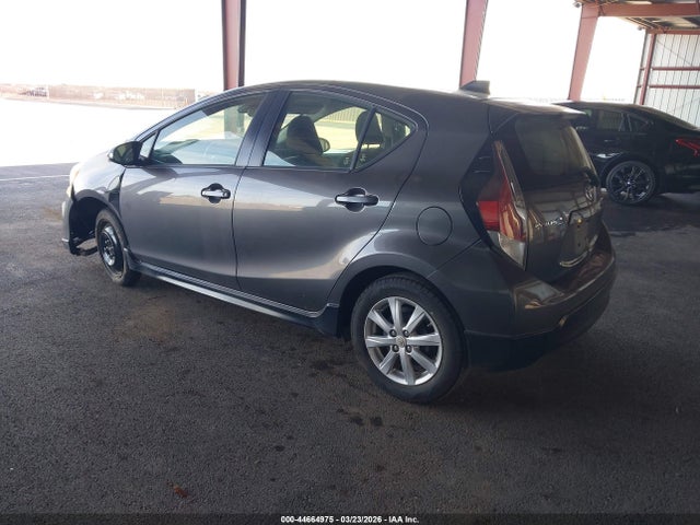 JTDKDTB35H1591423 Toyota Prius C Two