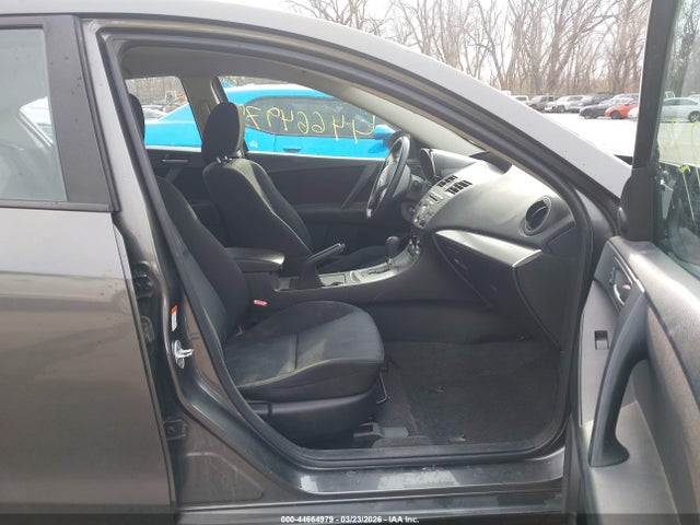 2011 MAZDA MAZDA3 JM1BL1VFXB1901392 Photo 4