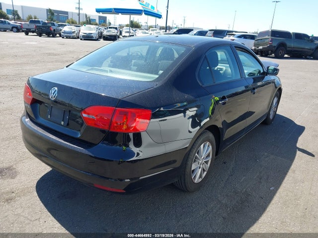 Продажа на аукционе авто 2013 Volkswagen Jetta 2.0l S, vin: 3VW2K7AJ9DM305774, номер лота: 44664992