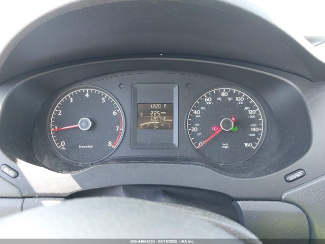 Продажа на аукционе авто 2013 Volkswagen Jetta 2.0l S, vin: 3VW2K7AJ9DM305774, номер лота: 44664992