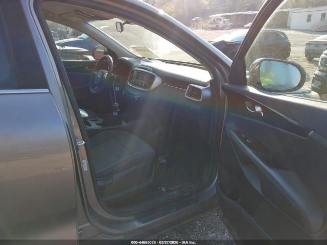 Aukcja sprzedaży 2016 Kia Sorento 2.4l Lx, vin: 5XYPGDA33GG137142, numer aukcji: 44665028