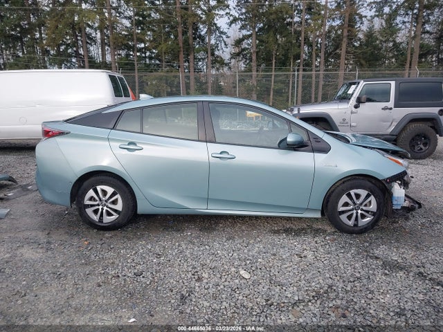 JTDKARFU1H3044507 Toyota Prius Four