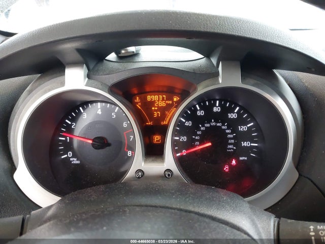 JN8AF5MV7FT565833 Nissan Juke Sv