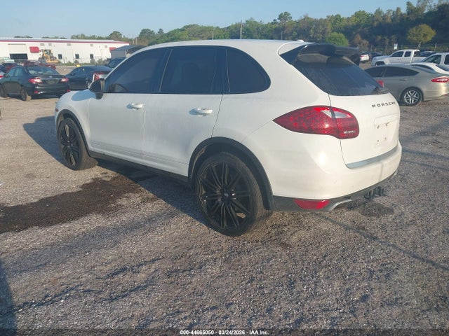 2014 PORSCHE CAYENNE WP1AF2A20ELA33065 Photo 2