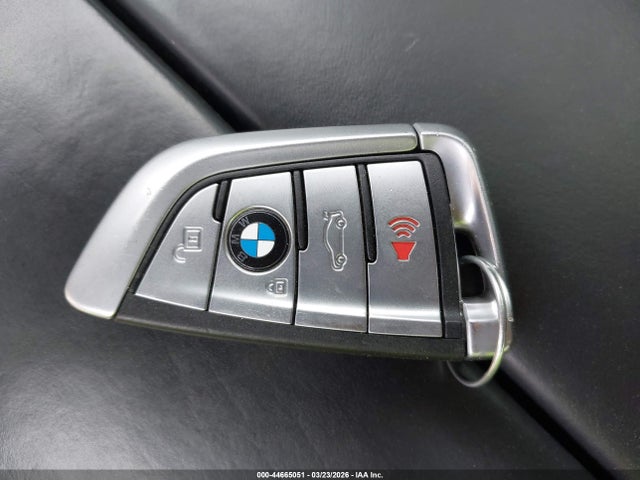 44665051 :رقم المزاد ، WBA7U2C00LBM61926 vin ، 2020 Bmw 750i Xdrive مزاد بيع