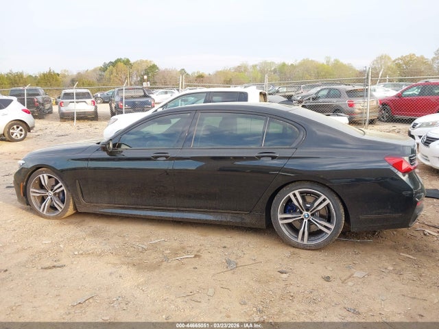 44665051 :رقم المزاد ، WBA7U2C00LBM61926 vin ، 2020 Bmw 750i Xdrive مزاد بيع