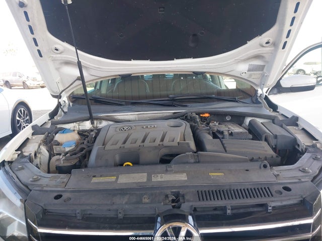 Aukcja sprzedaży 2014 Volkswagen Passat 2.0l Tdi Se, vin: 1VWBN7A33EC109180, numer aukcji: 44665061
